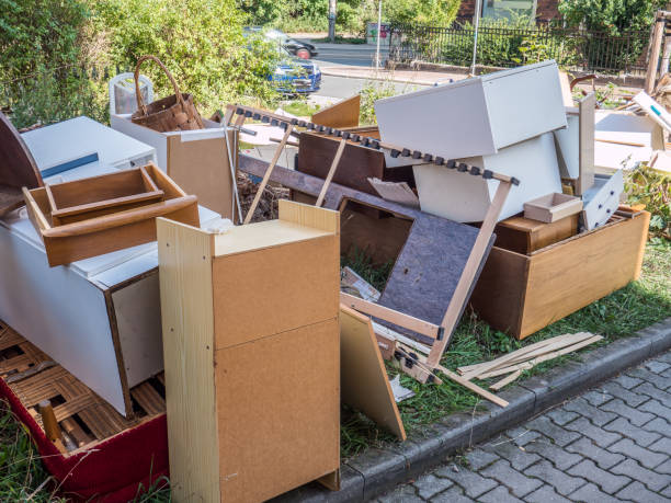 Best Trash Removal Near Me  in Springdale, OH